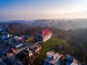 Hotel Roop