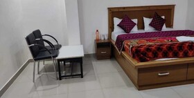 Hotel Roop