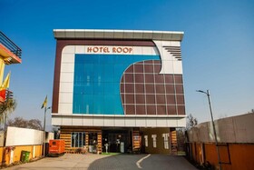 Hotel Roop