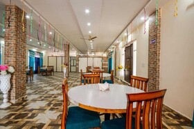 Hotel Roop