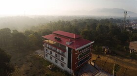 Hotel Roop