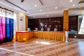 Hotel Roop