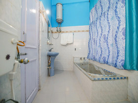 Mid Way Resort by OYO Rooms
