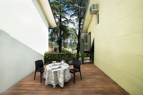 Lamrin Norwood Green, Palampur