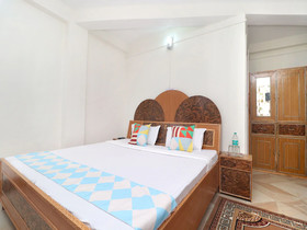 Cheerful Stay By OYO Rooms