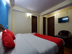 Gautam Regency By OYO Rooms