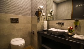 Golden Fern Resort