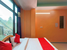 Green Park Homestay By OYO Rooms