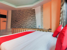 Green Park Homestay By OYO Rooms