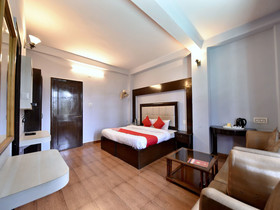 Hotel Himland East By OYO Rooms