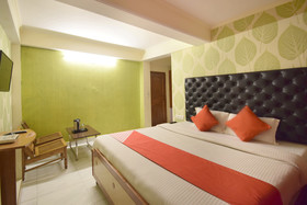 Hotel Majestic Grand By OYO Rooms