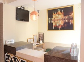 OYO Flagship 40500 Hotel Mid Town