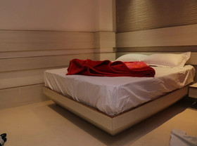 OYO Flagship 40500 Hotel Mid Town