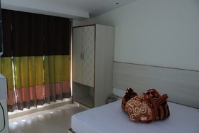 OYO Flagship 40500 Hotel Mid Town