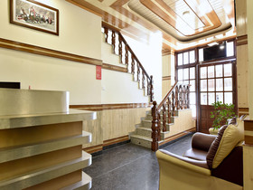 Seven Hills Hotel by OYO Rooms