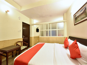 Seven Hills Hotel by OYO Rooms