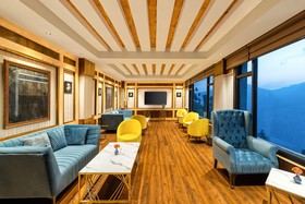 Justa Cliffend Resort & Spa Mashobra