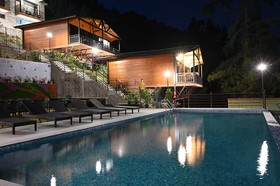 Justa Cliffend Resort & Spa Mashobra