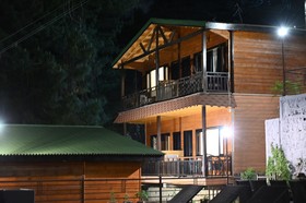 Justa Cliffend Resort & Spa Mashobra