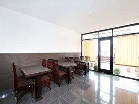 OYO 13307 Home Luxury Stay Shoghi