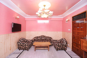 OYO Home 10410 Mountain View