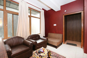 OYO Home 10902 Vintage