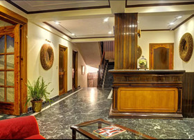Summit Le Royale