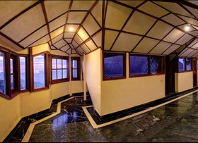 Summit Le Royale