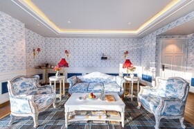 The Manor Luxury Hotel