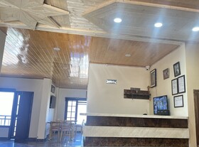 Hotel AJ Himalayan