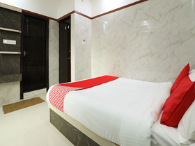Guru Comforts By OYO Rooms