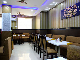 Hotel Rajmahal Orchid By OYO Rooms