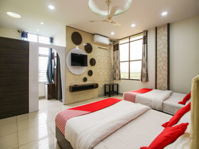Nisarga Lodge