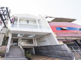 Silver Suites by OYO
