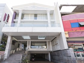 Silver Suites by OYO