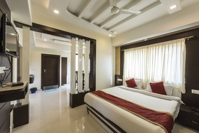 Silver Suites by OYO