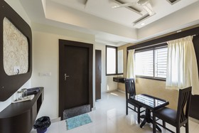 Silver Suites by OYO