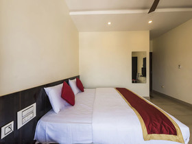 Sri Venkatesha Residency By OYO Rooms