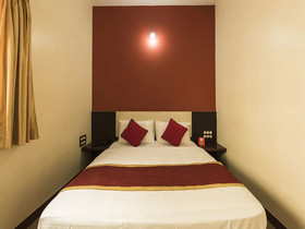 Sri Venkatesha Residency By OYO Rooms