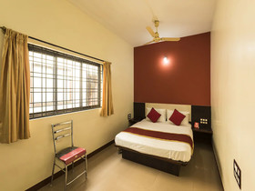 Sri Venkatesha Residency By OYO Rooms