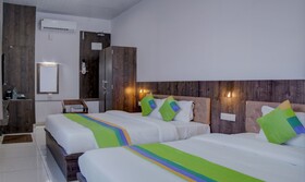 Treebo Trend Lucent The Homely Stay