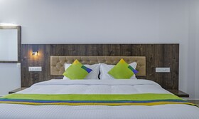 Treebo Trend Lucent The Homely Stay