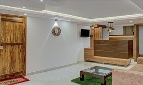 Treebo Trend Lucent The Homely Stay