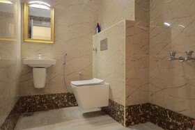 Hotel Cyril