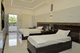 Hotel Cyril