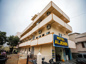 OYO 26646 Hotel Aljemin