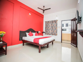 OYO 26646 Hotel Aljemin