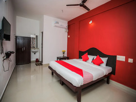 OYO 26646 Hotel Aljemin