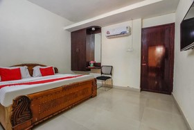 Sophia Inn by OYO Rooms