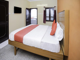 Sri Subbiah Inn By OYO Rooms